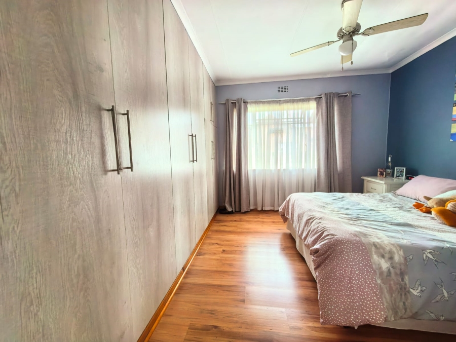 3 Bedroom Property for Sale in Vaalpark Free State